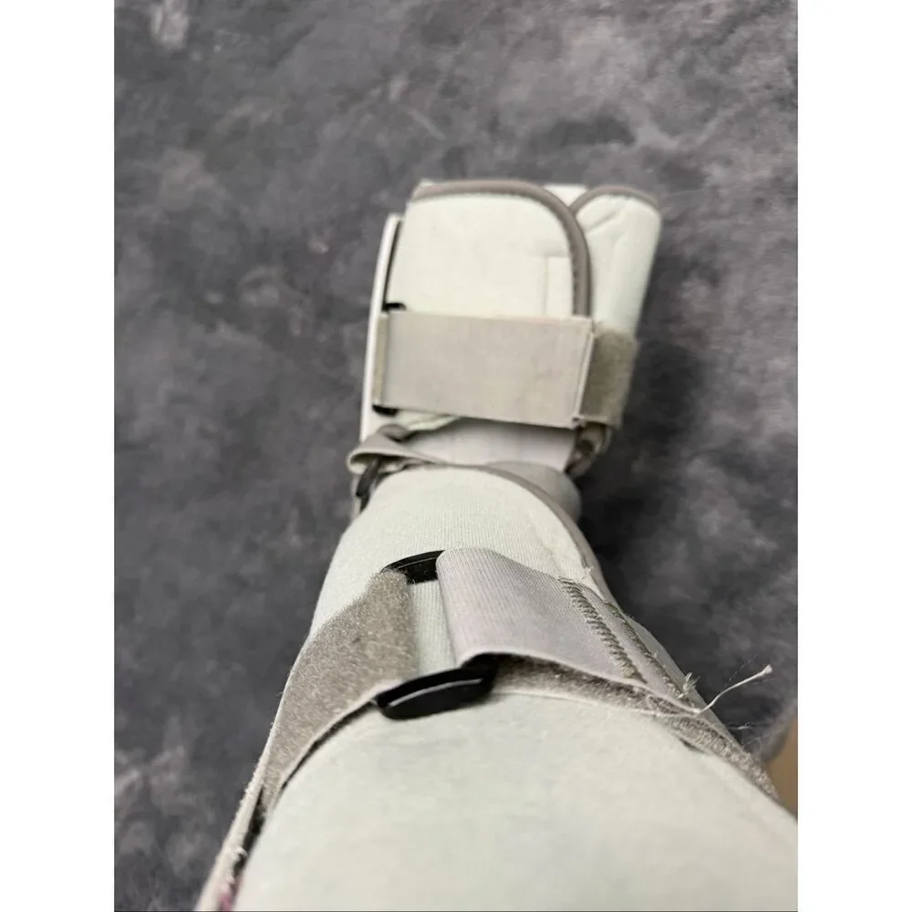 BREG Adult Medium Walking Boot With Pump In Good Shape!